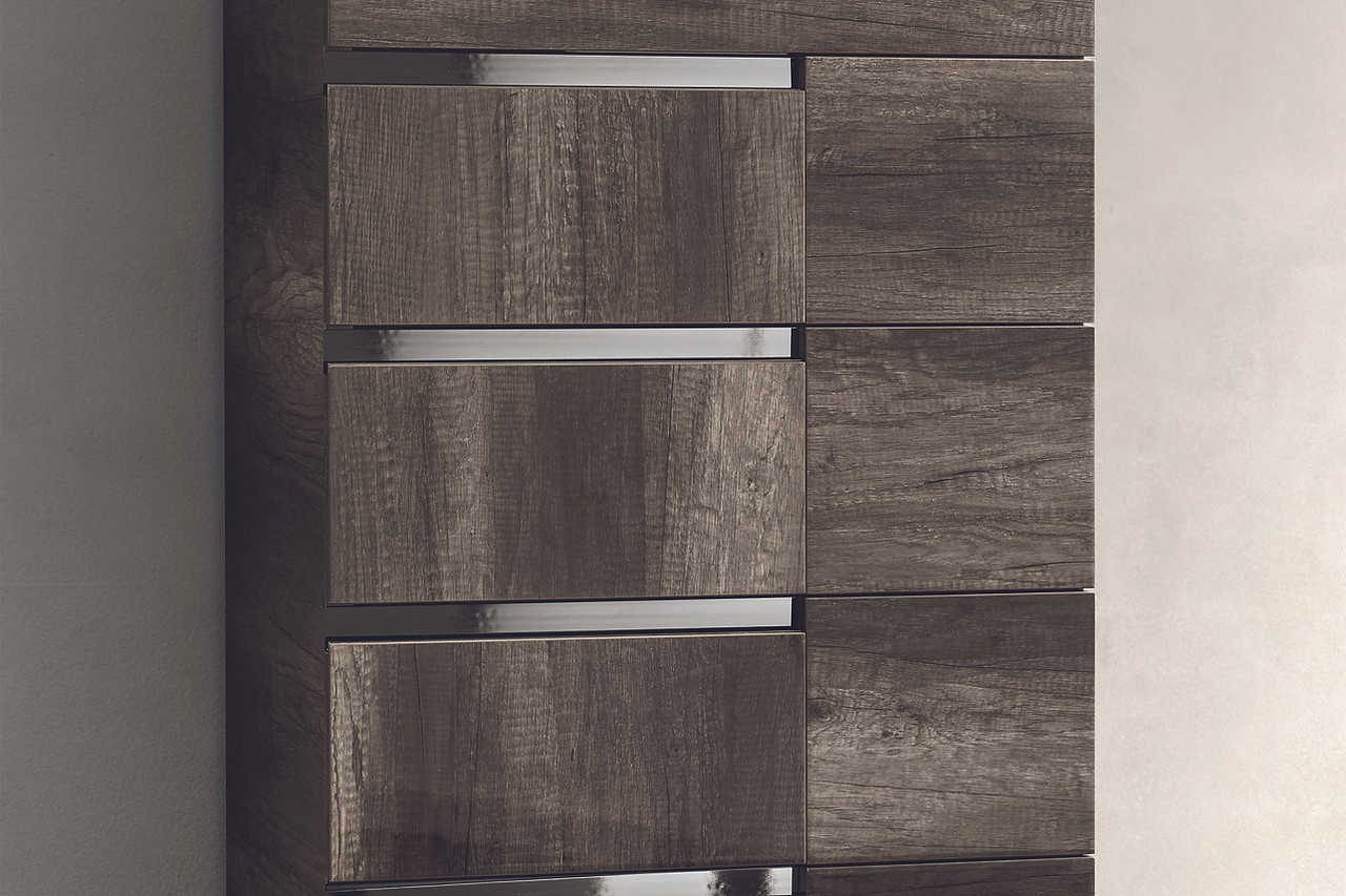 Medea Vintage Oak Italian Chest
