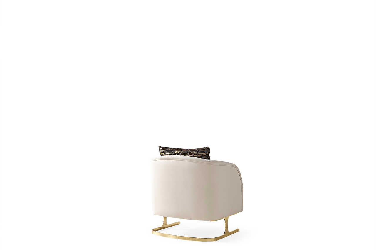 Corner angle of Luma Off White chair