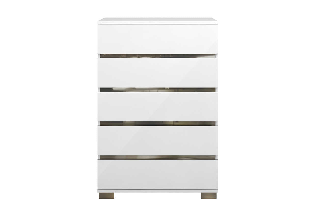 White glossy surface with reflections on Dream Collection furniture