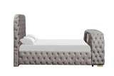 Room setting with Royal Gray Platform King Bed