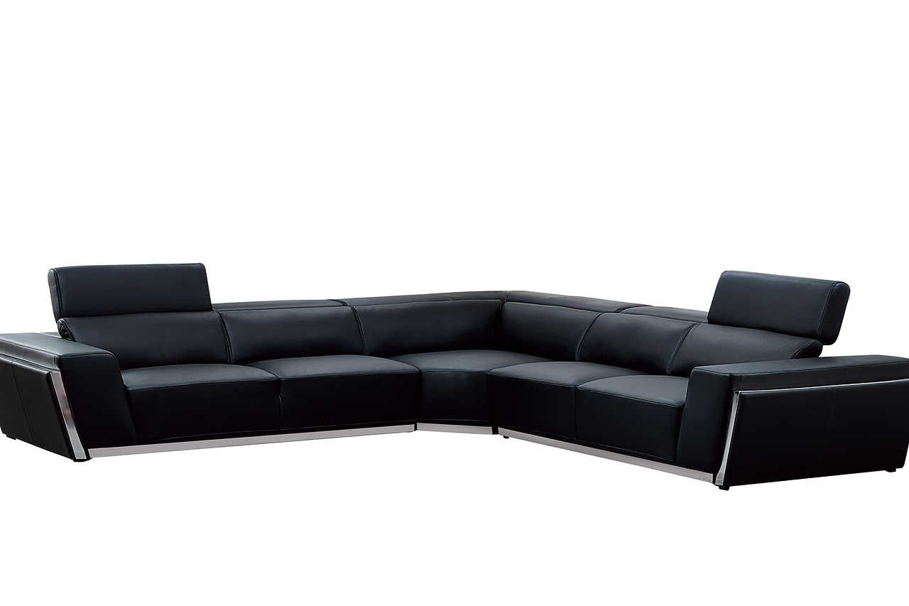 Domo Black Leather Match Sectional Sofa room setting view