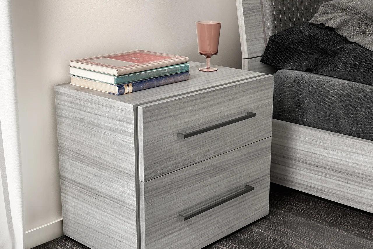 Mia Upholstered Light Gray Modern Acacia Veneer Wood Chest - Overall profile