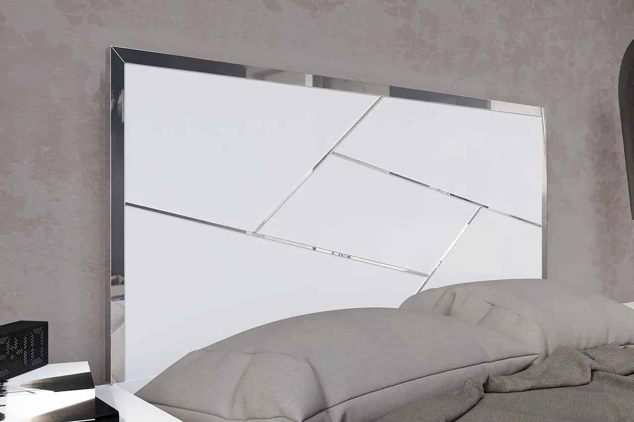 Italian made Dafne Chest detailed view of anodized aluminum handles