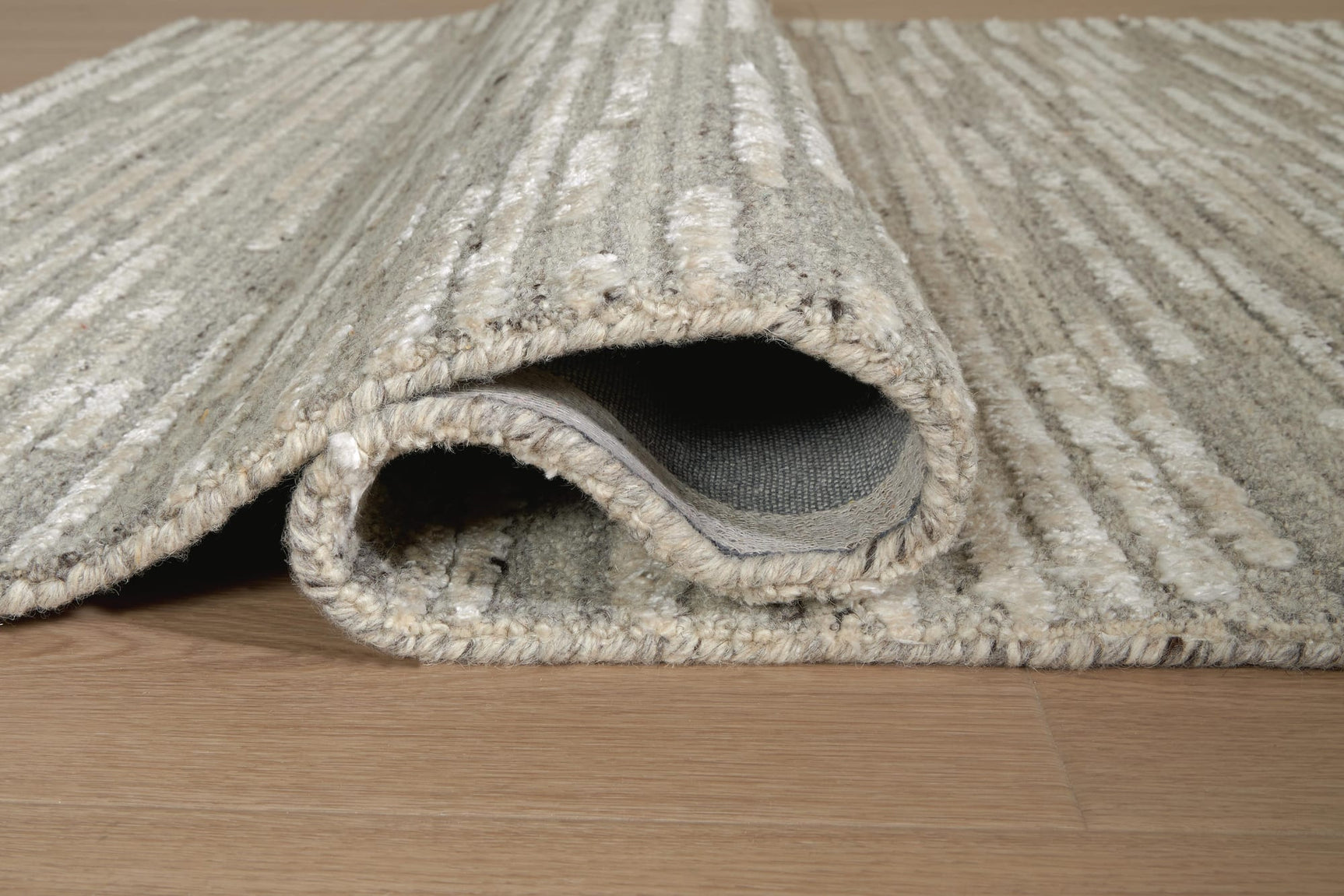 Eljory Gray Large Rug detail view