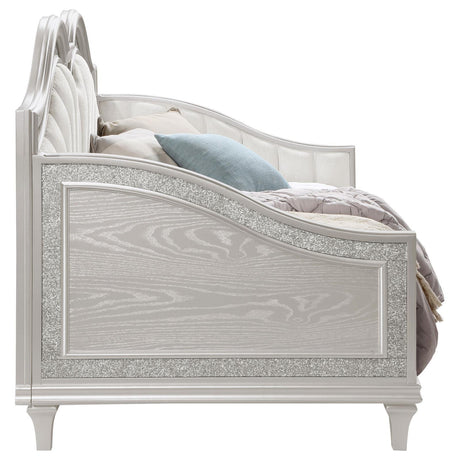 Sturdy poplar wood frame visible in daybed base