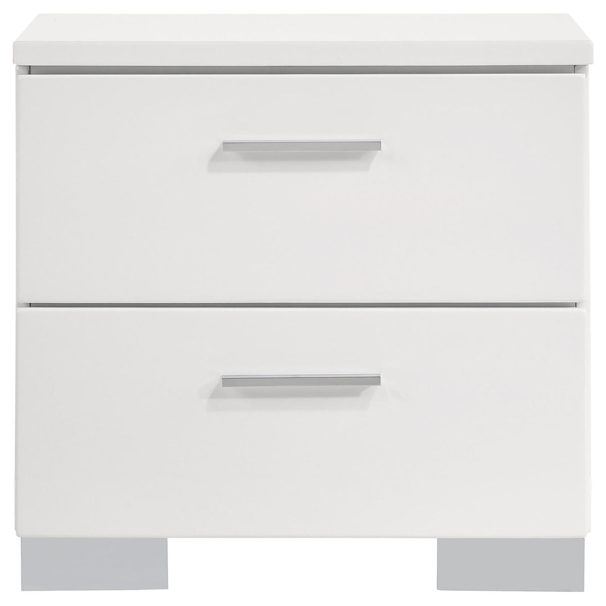Chest with five drawers and modern chrome handles