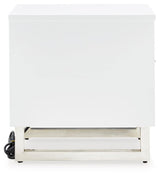 Legs with chrome-tone finish on Gardoni Chairside End Table