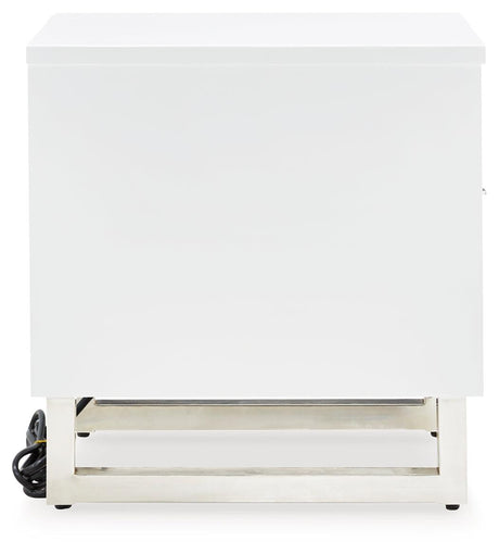 Legs with chrome-tone finish on Gardoni Chairside End Table