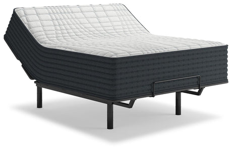 Hybrid 1400 White Queen Mattress label and fabric detail