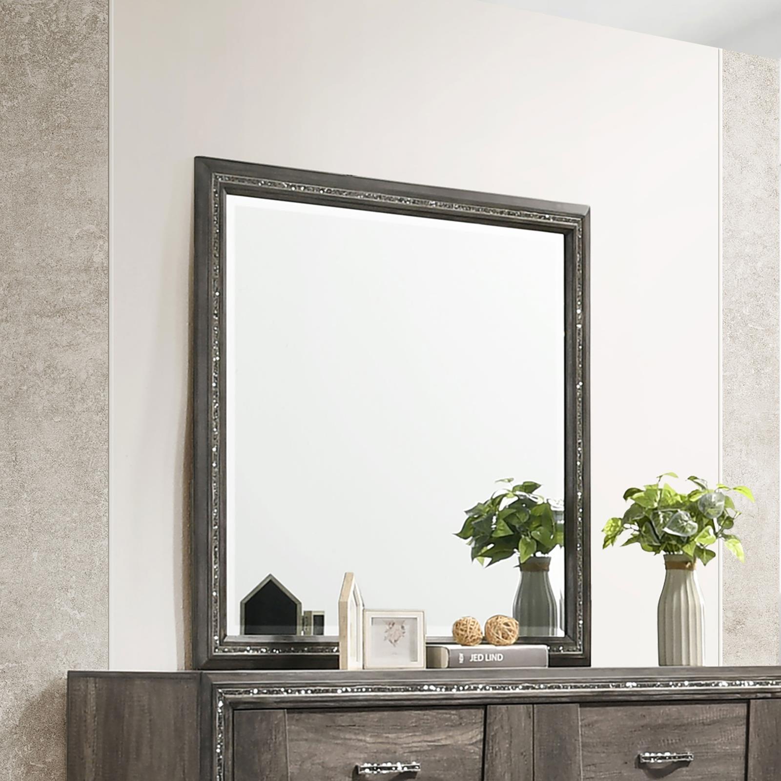 Close-up of shimmer frame on Janine dresser mirror