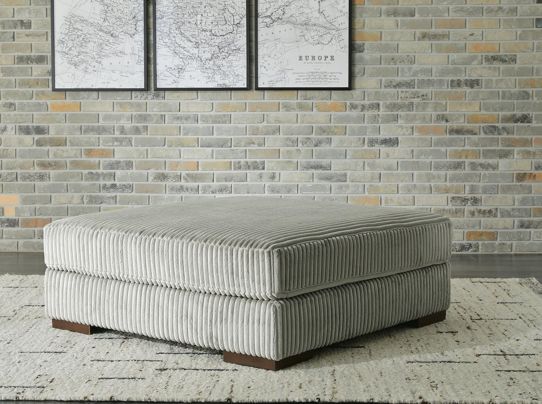 Lindyn Fog 2-Piece Sectional with Ottoman - image 7
