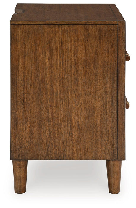 Lyncott Nightstand detail of tapered round legs