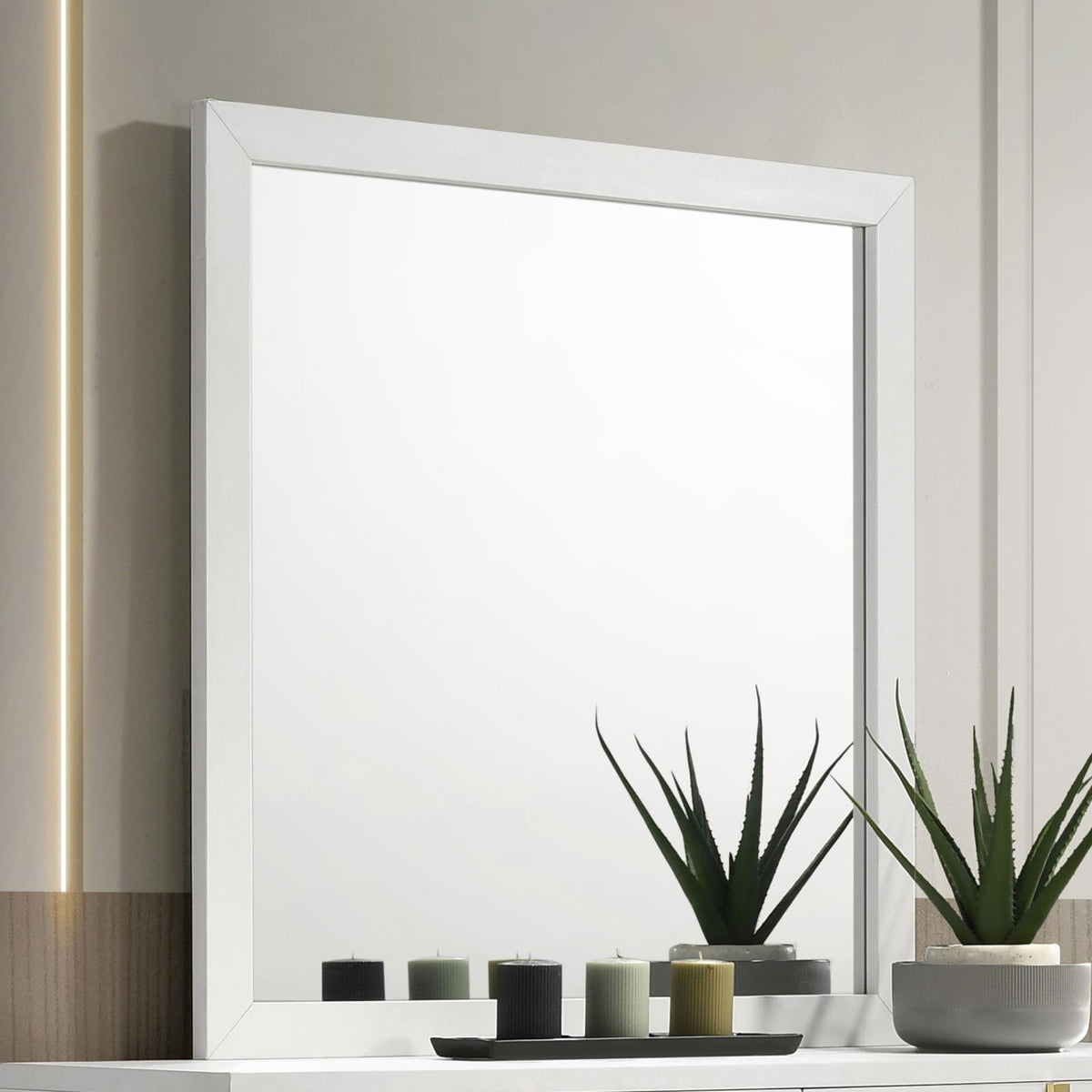 Close-up of Marceline mirror white frame