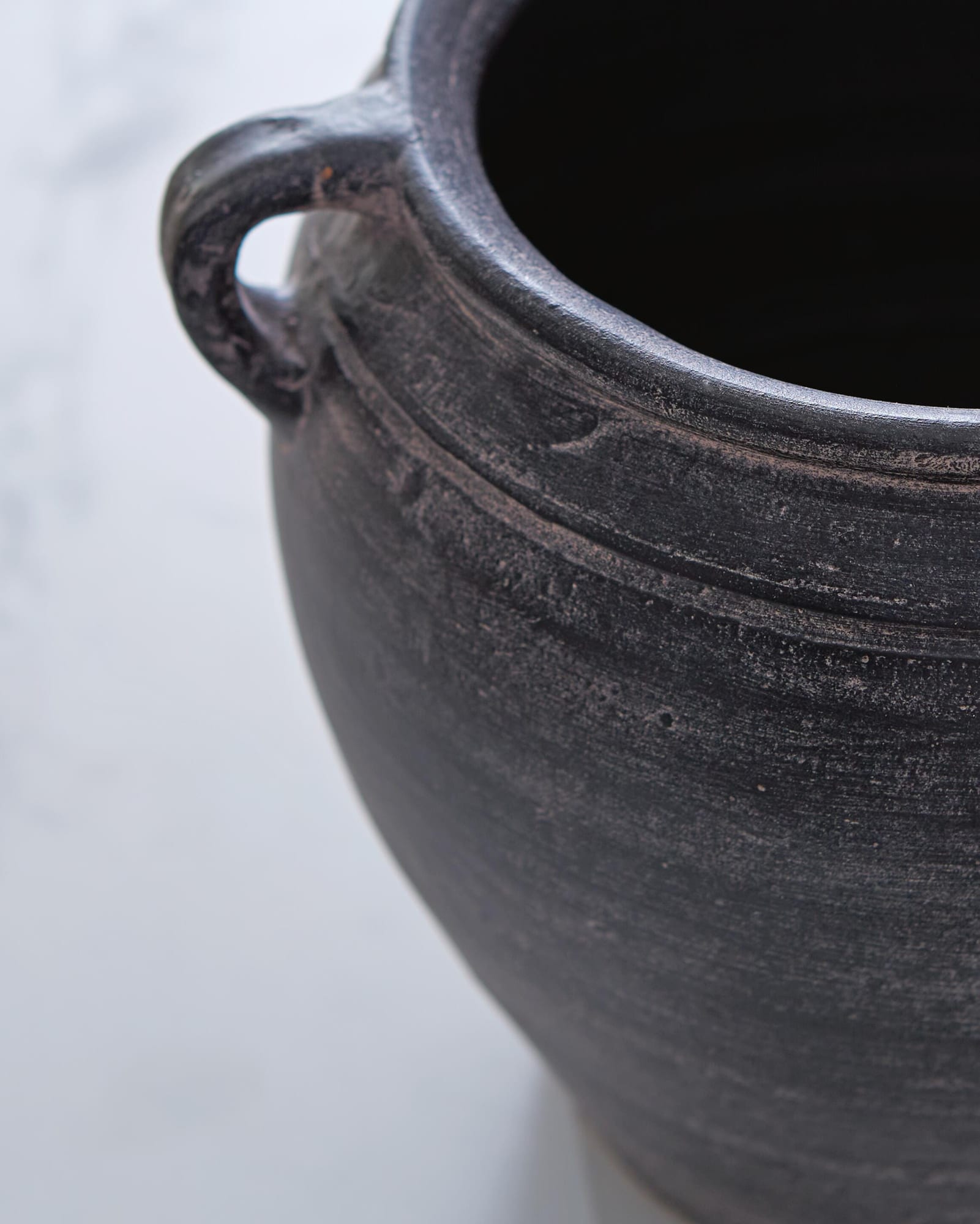 Meadie Distressed Black Vase detail view