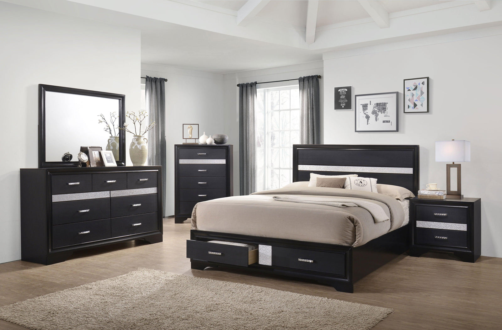 main view of Miranda Storage Black Bedroom Set bed