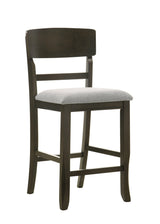 detail view of Oakly Brown Round Counter Height Set furniture