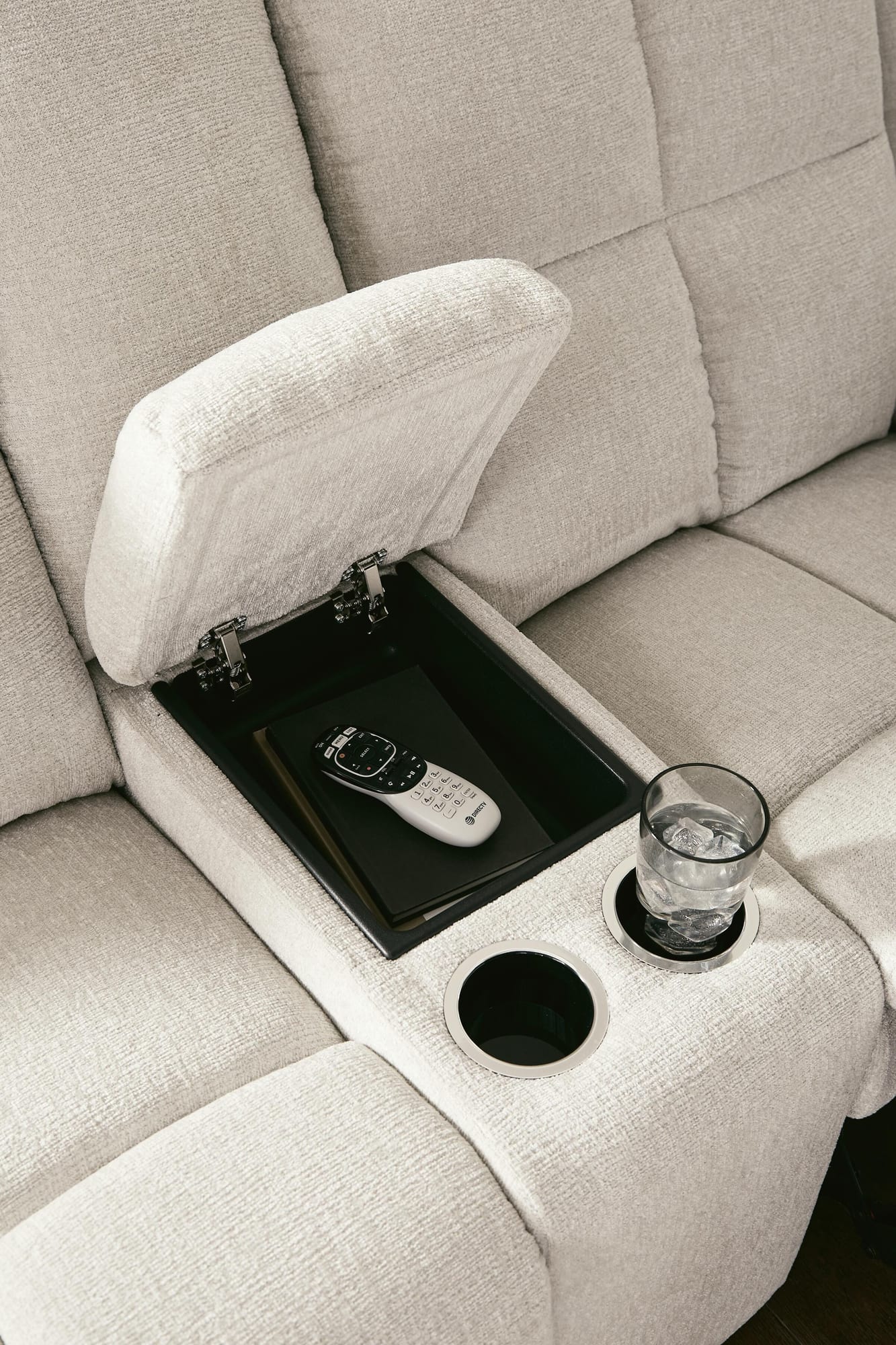 Orlen Winter Performance Fabric,Next-Gen Nuvella™,Chenille Reclining Loveseat with Console from Decor Furniture
