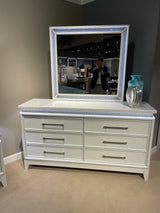 Ser White Upholstered Tufted Panel Bedroom Set overall bedroom view