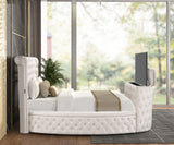 Patron platform bed king size in room setting