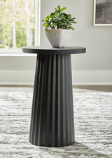 Ceilby black accent table side angle