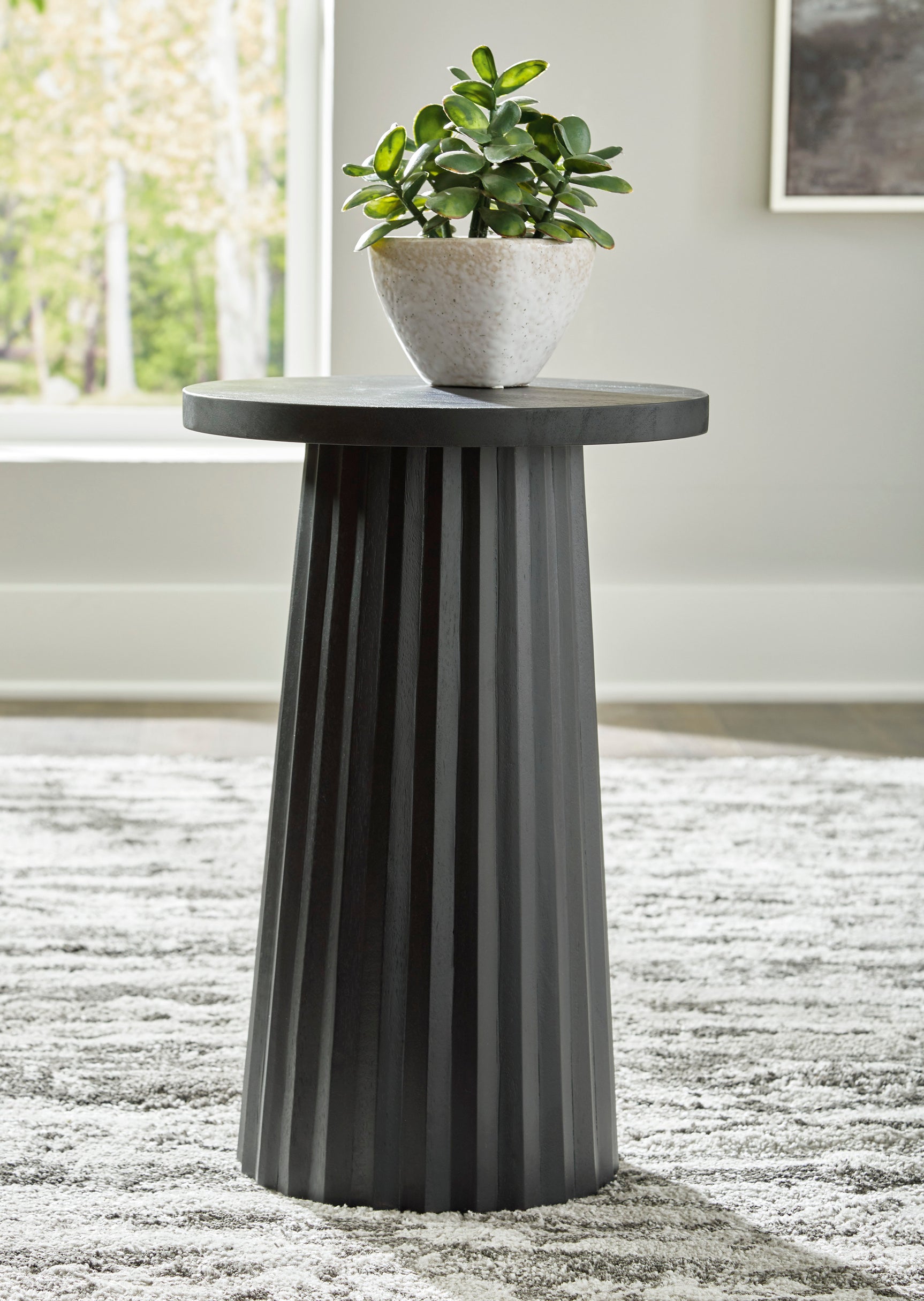 Ceilby black accent table side angle