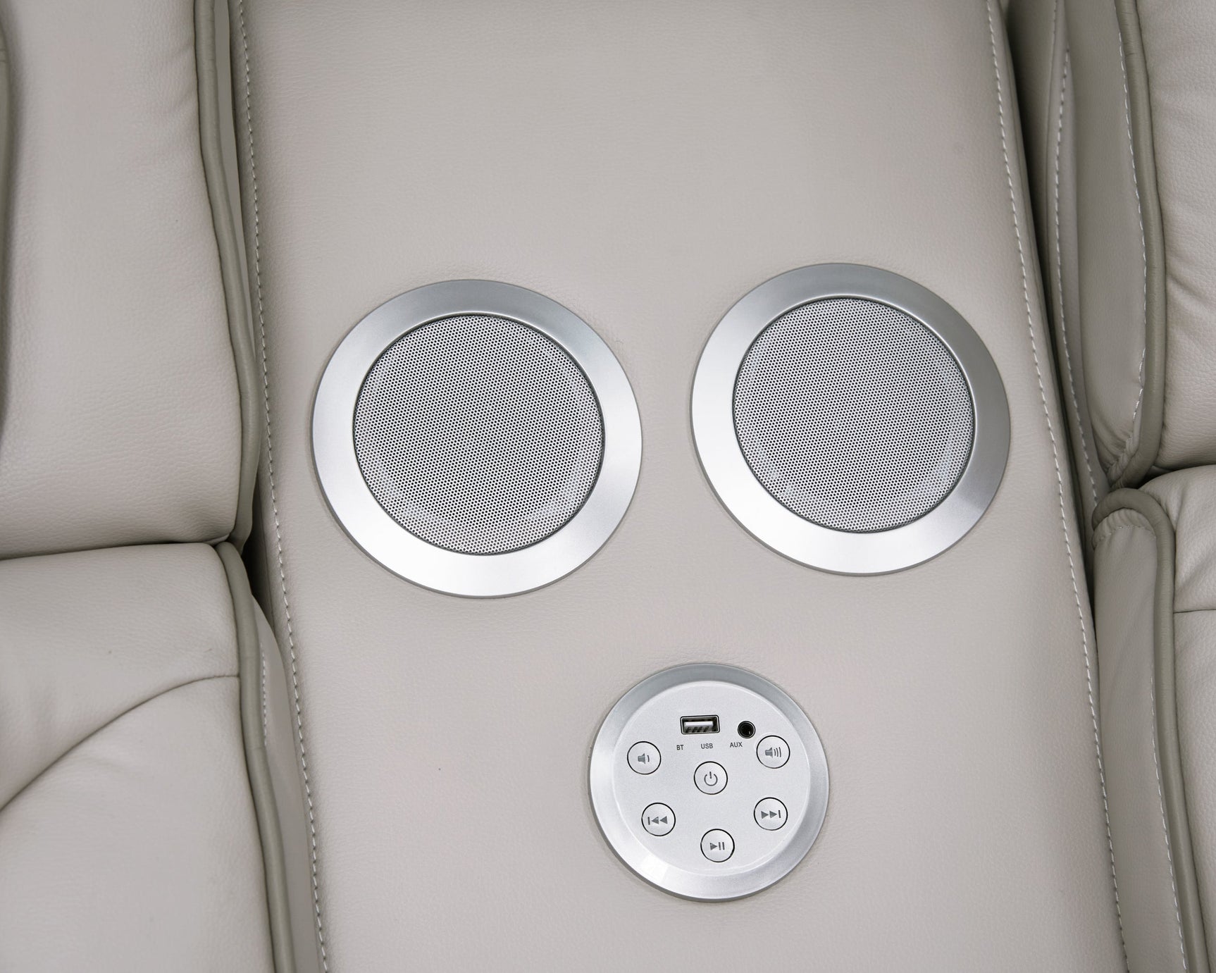Dubai Sand loveseat Bluetooth speaker detail