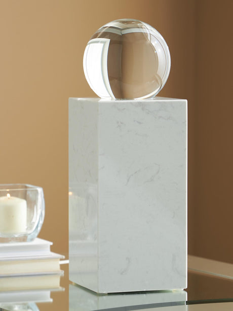 Sellner Clear/White Sculpture from Decor Furniture