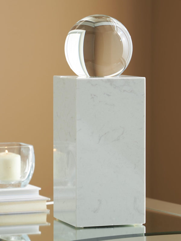 Sellner Clear/White Sculpture from Decor Furniture