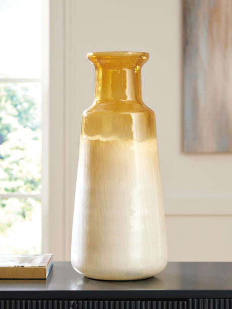 Wynburg White/Amber Vase from Decor Furniture